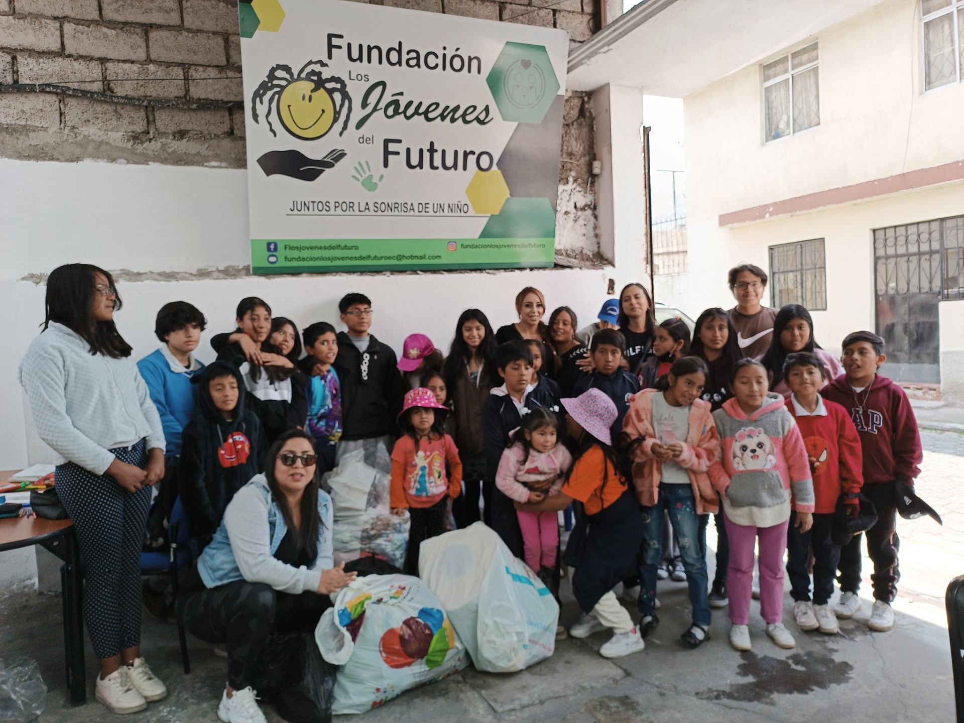 (Los jóvenes del futuro, 2023)
